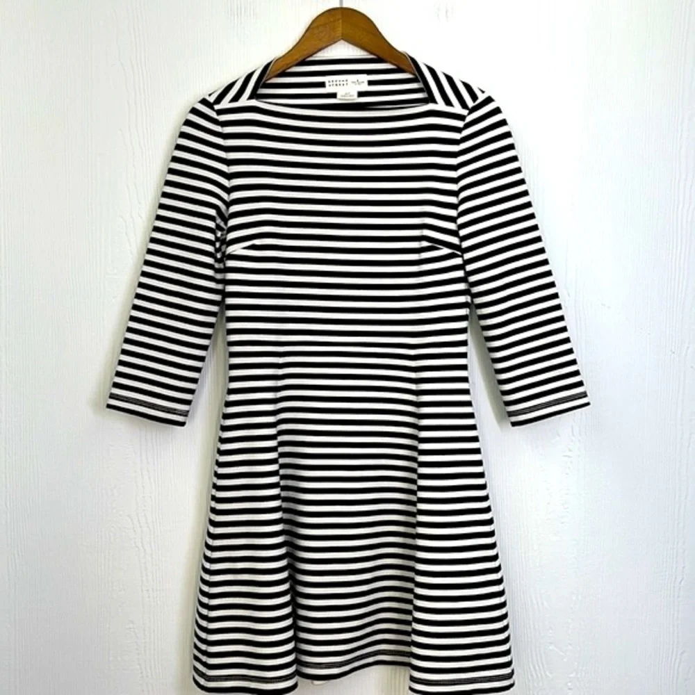Kate Spade - Brooke Street Black & White Stripes Quarter Sleeve Midi Dress SM